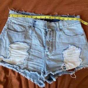 Summery Distressed Express Jeans
